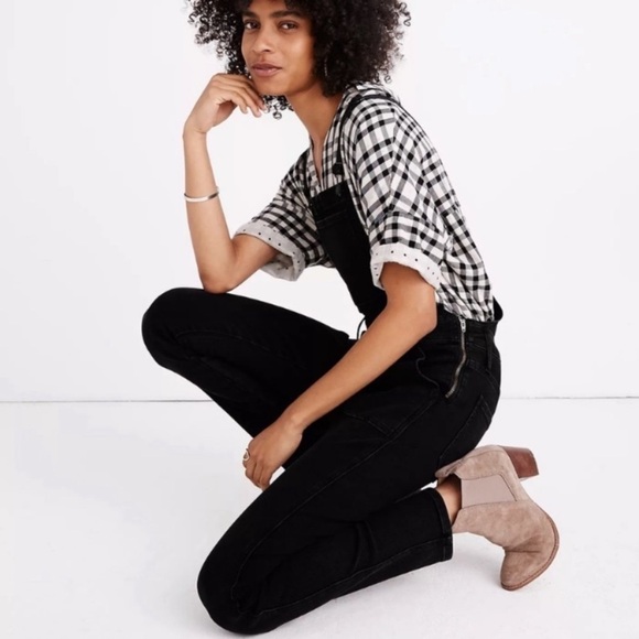 Madewell Denim - Madewell Black Skinny Overalls in Lunar Wash Size XXS